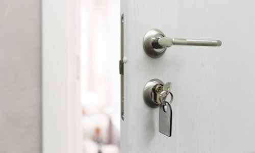 Zámky a cylindrické vložky